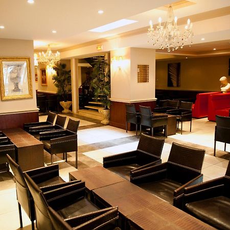 Hotel Jeanne D'Arc Лурд Экстерьер фото
